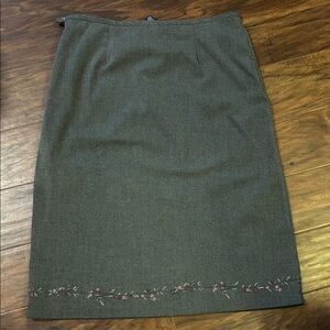 Vintage Gap Embroidered Gray Pencil Skirt